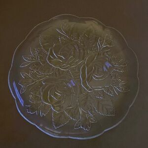 Discontinued Livia By Pasari (2) Crystal Dinner Plates!